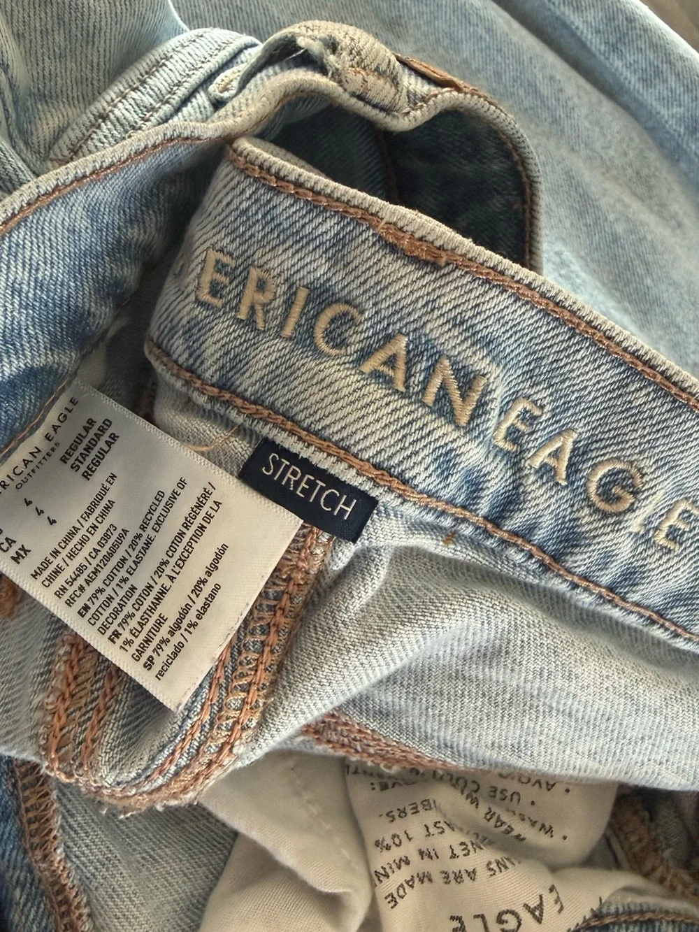 American Eagle Outfitters Light Blue Distressed Straight Leg Jeans - Picture 3 of 3